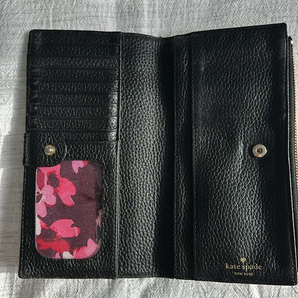Kate Spade Wallet - Picture 3 of 6